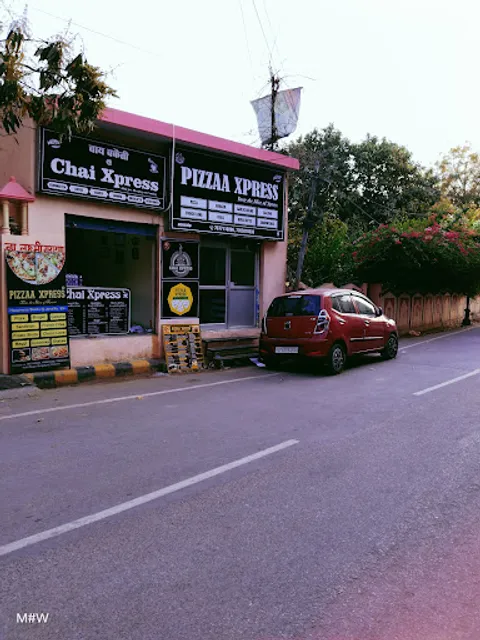 Pizzaa Xpress, Taste The Slices Of Xpress