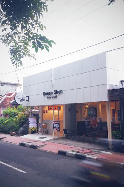 Queen Shen Ribs And Grill