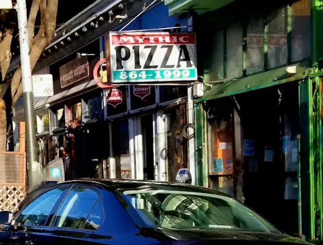 Mythic Pizza