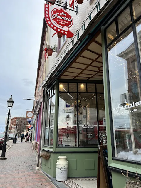 The Fountain Ice Cream & Deli