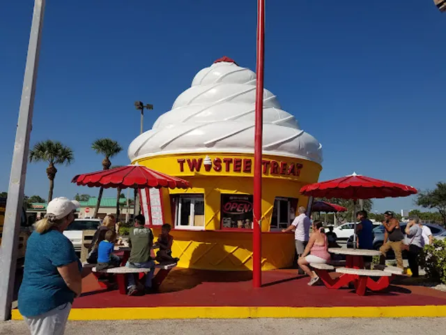 Twistee Treat