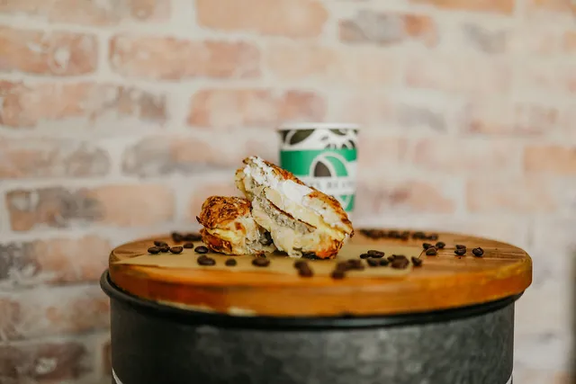 Six Beans Coffee 7th Street