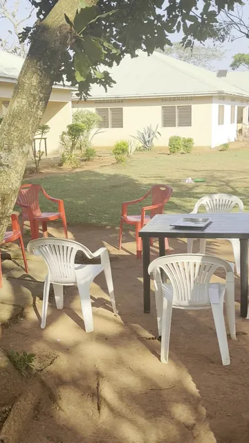 Kafu River Lodge and campsite (NEUL)