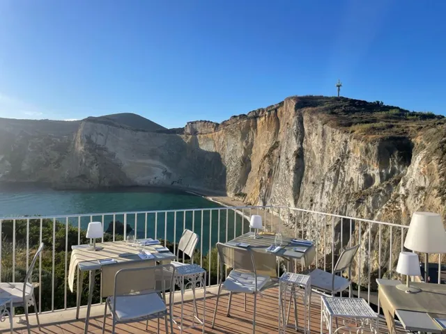 Hotel Chiaia di Luna