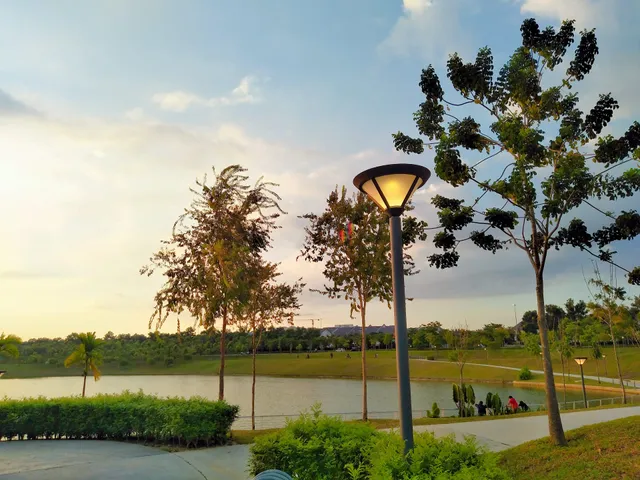 Tropicana Aman, East Lake Central Park