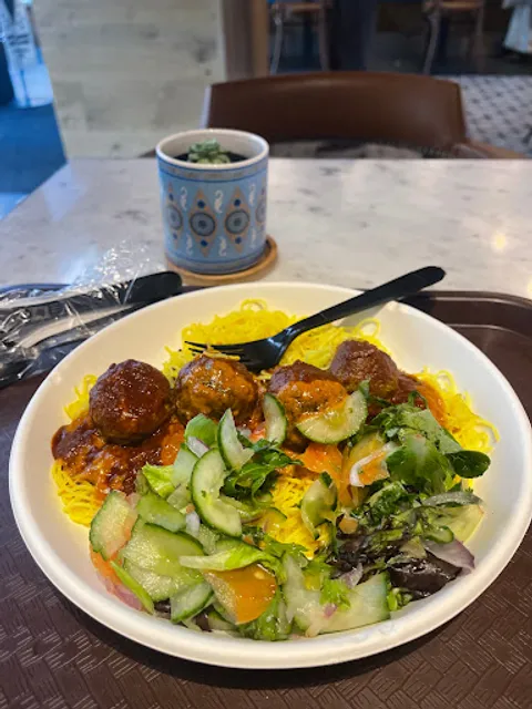 Bindaas Bowls & Rolls