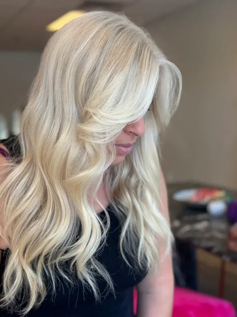 Oasis by Diona Scala