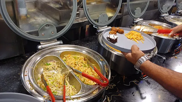 Octant Pizza & BBQ Manjalpur contact number