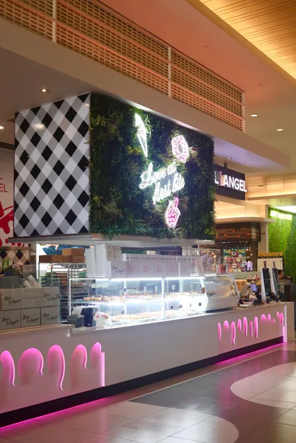 Devil & Angel Desserts Del Amo