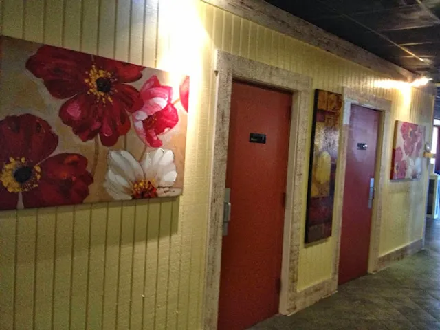 Taj Indian & Greek Restaurant