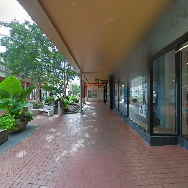 Stony Point Fashion Park