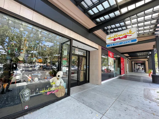 Steve's Hallmark Shop