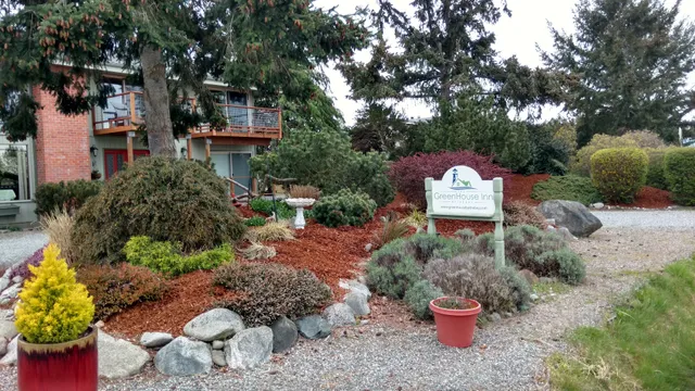GreenHouse Inn by the Bay