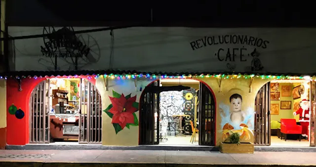 Revolucionarios Cafe