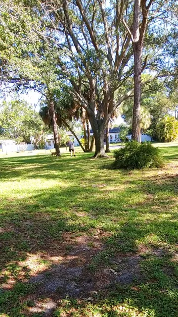 West St. Petersburg Community Library