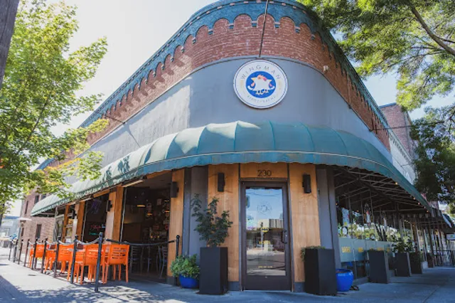 Wingman Birdz + Brewz