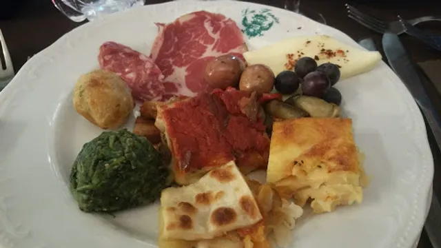 La Fenice Medieval Restaurant