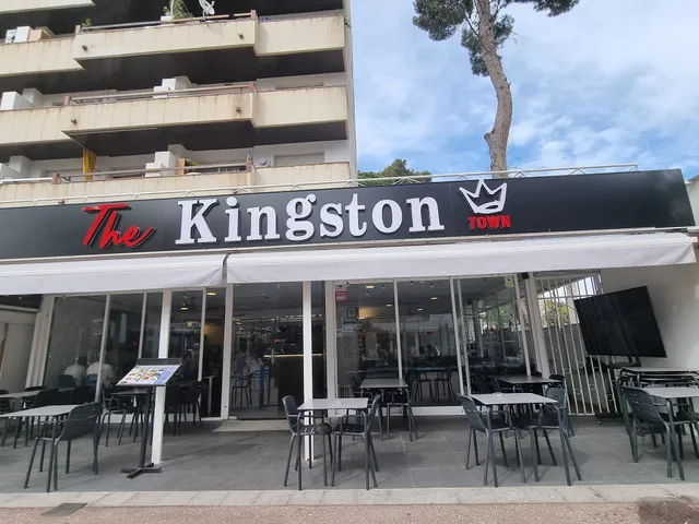 The Kingston town