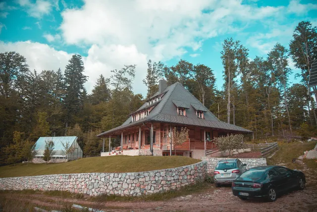 Šumska priča, Konak 1400