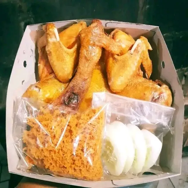 AYAM GORENG KALASAN BU TATIK WIDODO