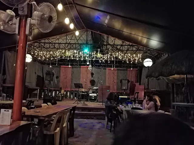 T2 Resto Bar & Billiards