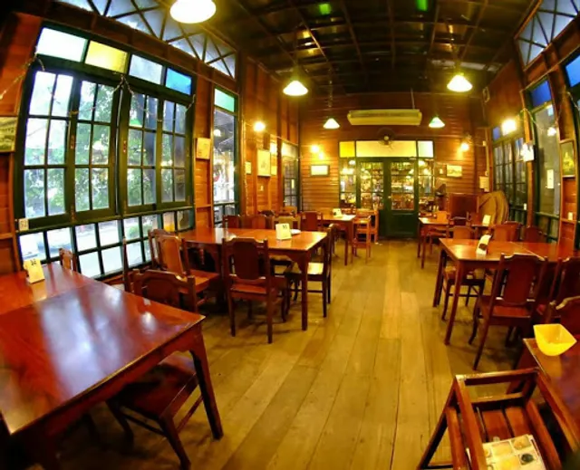 Baan Klang Krung Restaurant Rama3