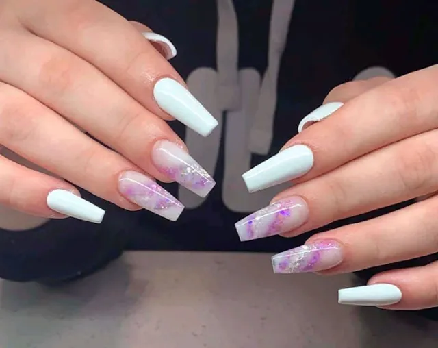 PARIS NAILS