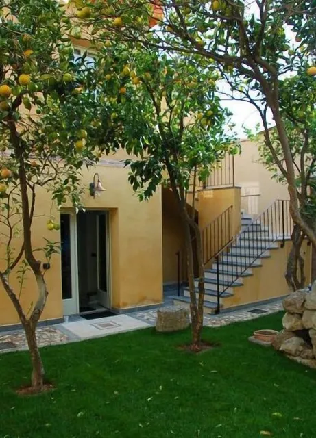 "La Corte di Lucina" Hotel