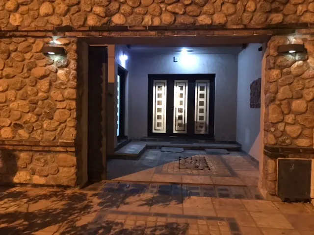 Casa de Piedra- centrica