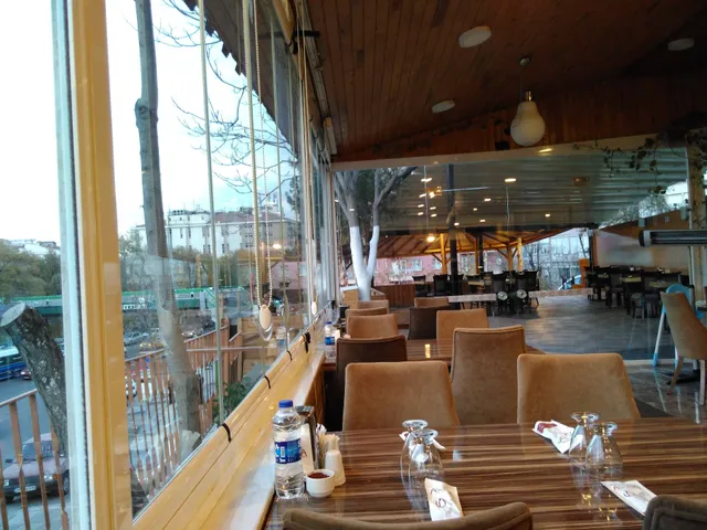 Çardak Aspava Döner