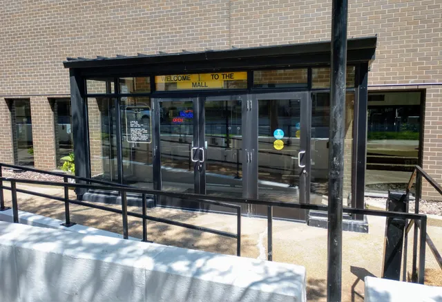 Captains Walk Shopping Mall