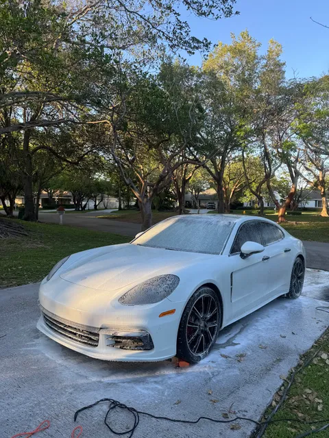 Bluebay Carwash & Detailing