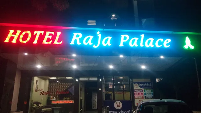 Hotel Raja Palace