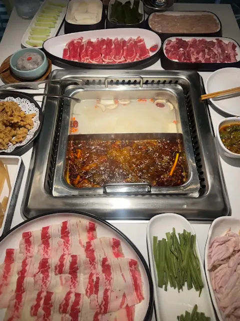 山城辣妹子 重慶火鍋 上野店