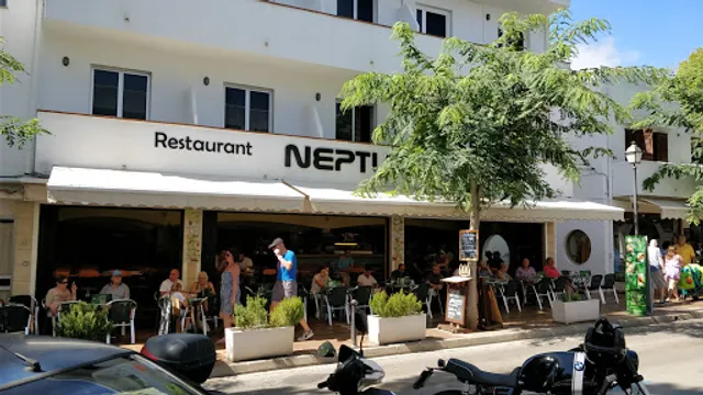 Cafetería Neptuno