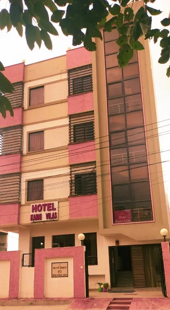 Hotel Karni Vilas