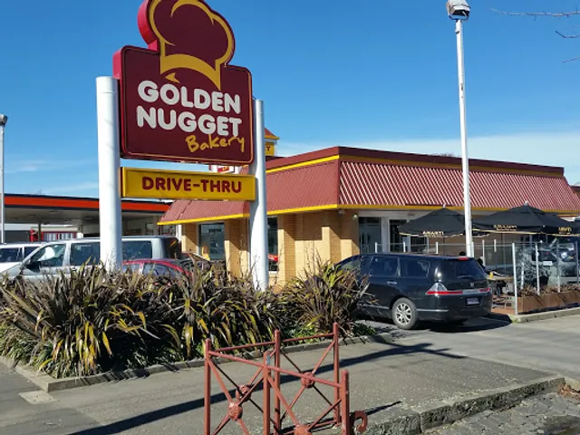 Golden Nugget Bakery