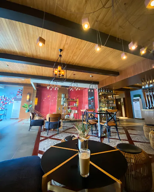 Sweet Home Café-Lesage Branch