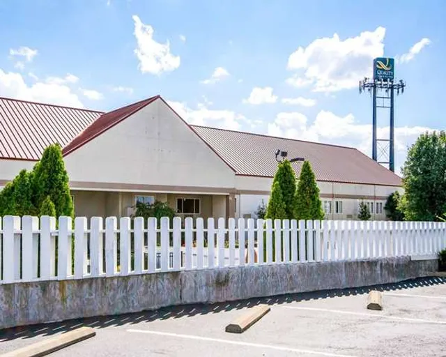 Quality Inn & Suites Elizabethtown
