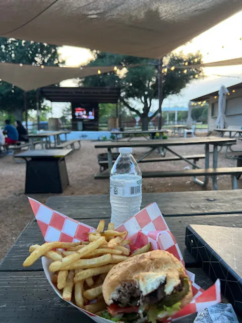 Dos Hermanitas Kitchen