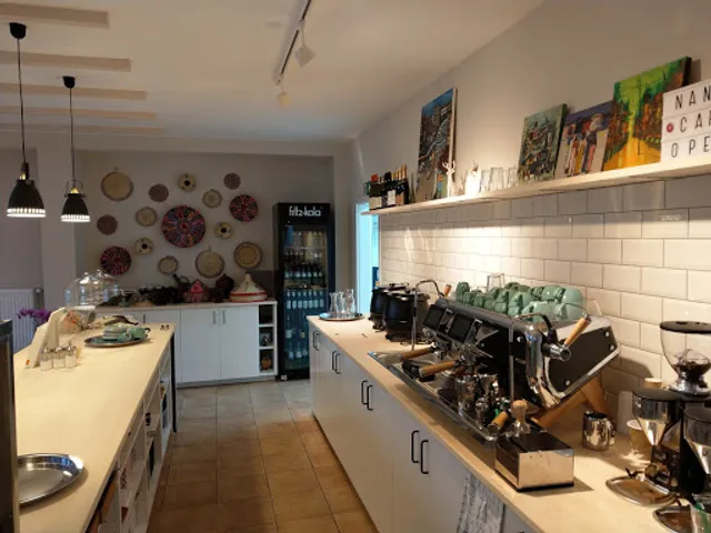 NANIS CAFÉ