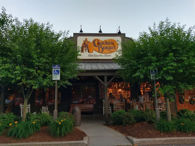 Cracker Barrel Old Country Store