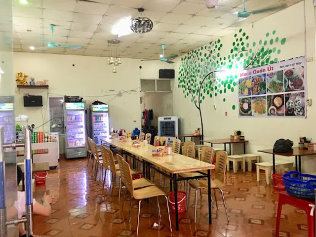 Quán Út (Bánh Xèo Nem Lụi)