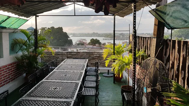 Doña Nora Bar & Restaurante