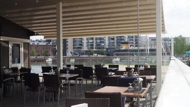 Restaurant Merimakasiini