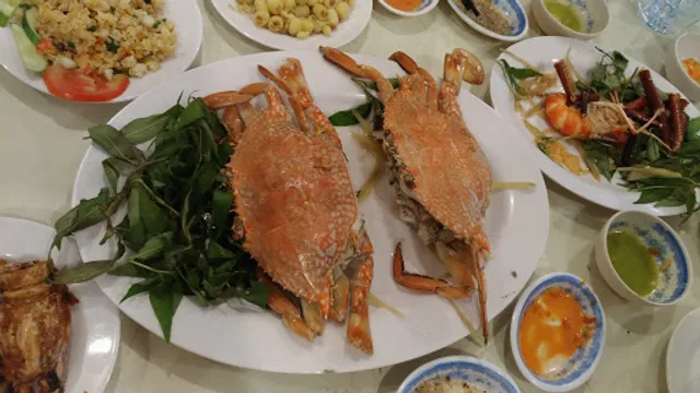 Nhà Hàng Bê Vàng - Hải Sản Tươi Sống Live Seafood Restaurant & BBQ