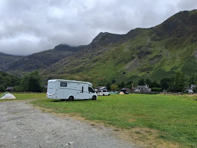 Tŷ Isaf Nant Peris Campsite