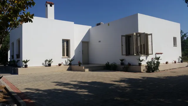 Eliofos Luxury Villa