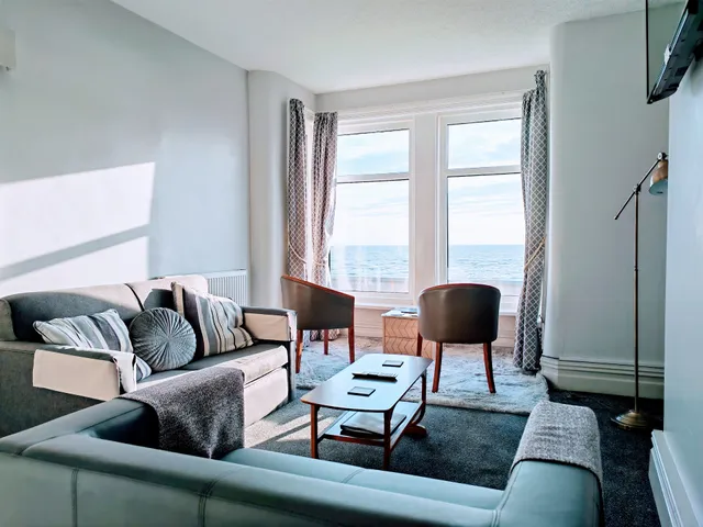 Seahawk Holiday Apartments