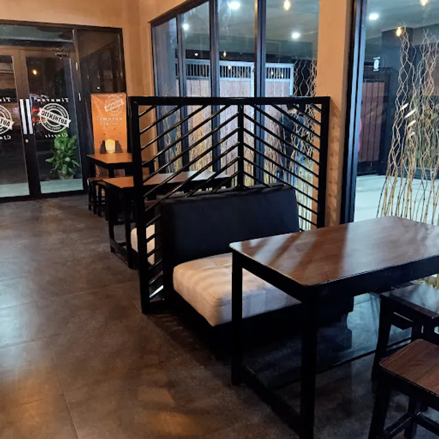 Timuran Coffee & Eatery